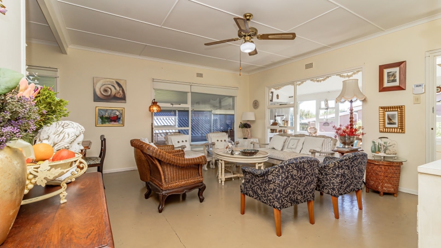 3 Bedroom Property for Sale in De Kelders Western Cape